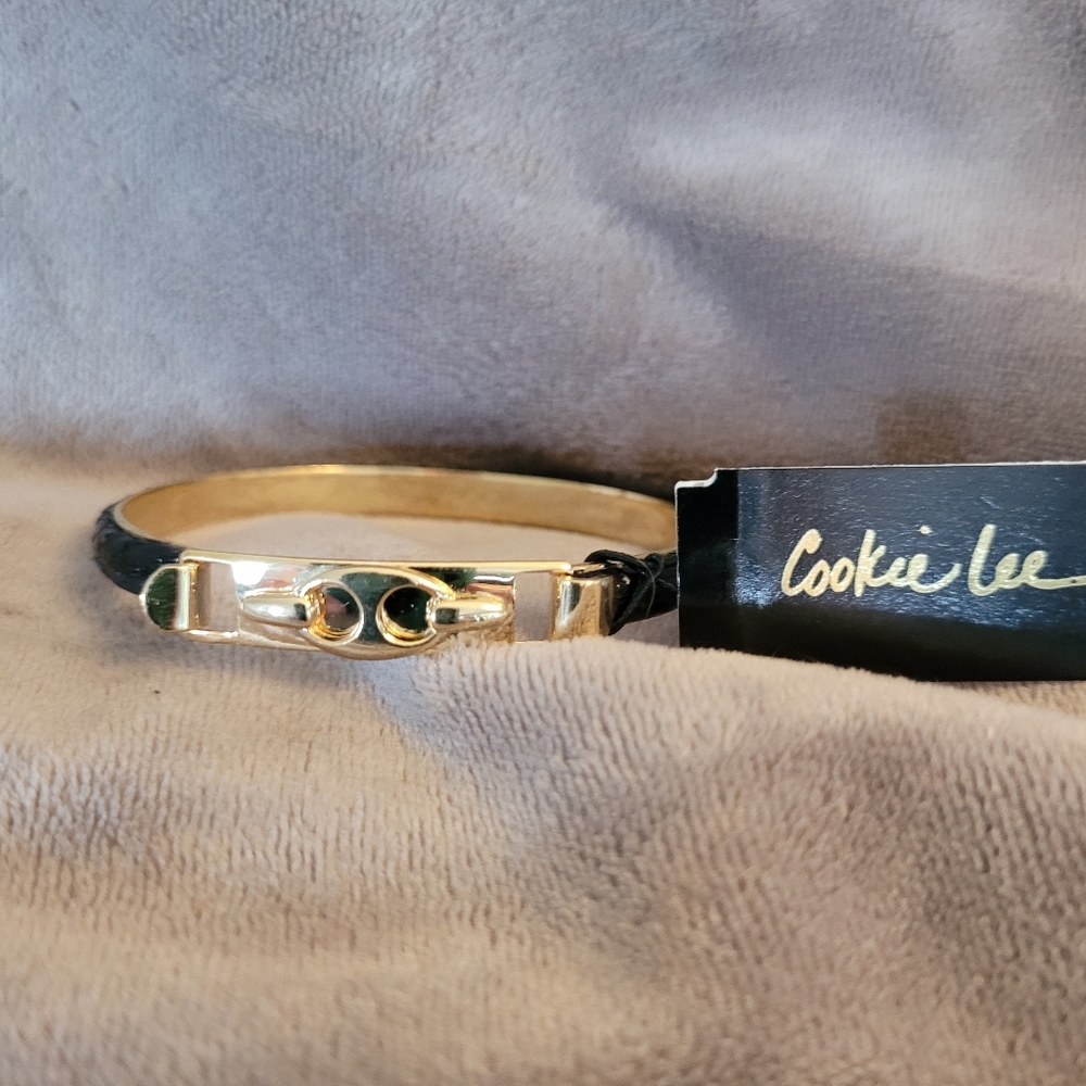 Cookie Lee Link Bracelet NWT Leather & Gold Tone